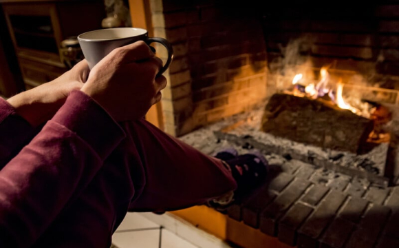 Експерти розповіли, чим можна опалювати будинок, коли немає світла і газу