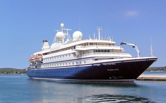 На круїзному лайнері масово побилися люди: що сталося