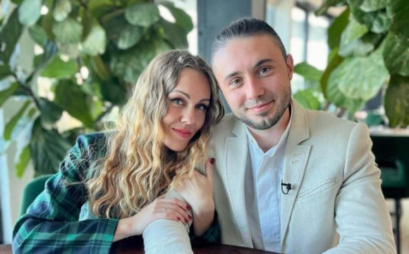 Відома українська співачка розлучається з чоловіком після 12 років шлюбу