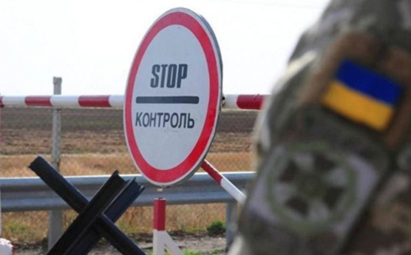 Чи виїжджає молодь масово з України