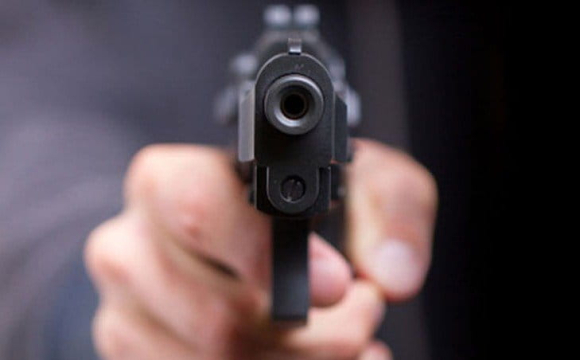 На заході України п’яний чоловік застрелив знайомого