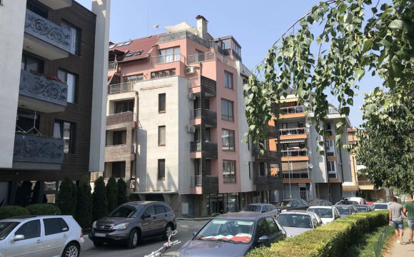 Українці масово купують житло у одній з країн ЄС: у чому причина