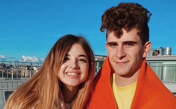 Відомий блогер втік з України та одружився з росіянкою