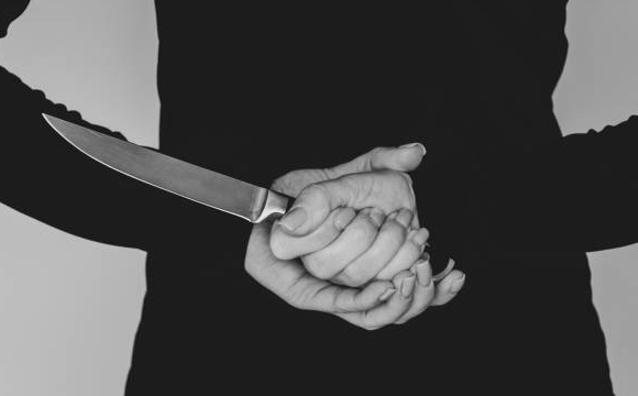 На Волині жінка порізала знайому під час сварки