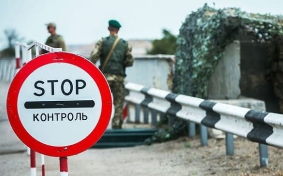 На Волині колишній поліцейський допомагав чоловікам виїжджати за кордон