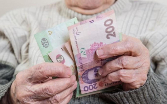 Українцям підвищать пенсії на 2 тисячі гривень