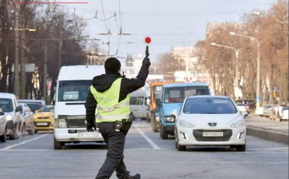 Стало відомо як поліцейські визначають нетверезих водіїв