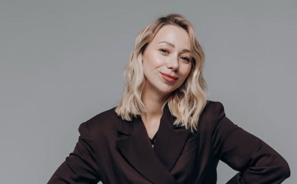 Дружина відомого українського співака потрапила до лікарні 