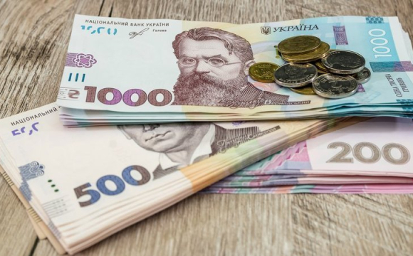 З українців можуть примусово стягнути по 2000 гривень