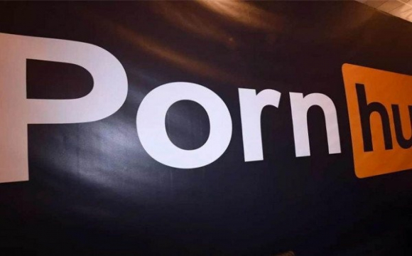 Журналісти з'ясували, хто насправді є власником Pornhub