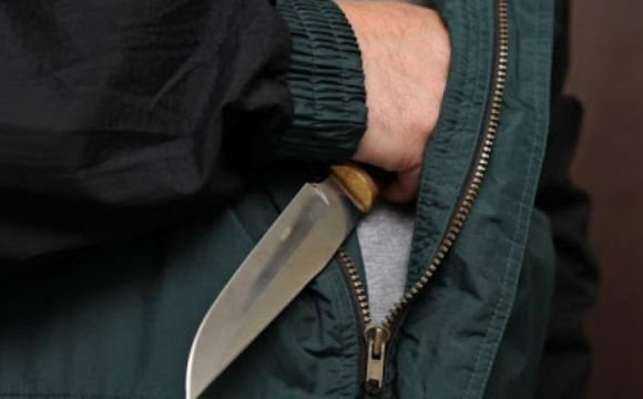 У Польщі безпритульний на вулиці жорстоко зарізав українця