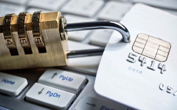 Батькові 5 дітей заблокували рахунки: що сталося