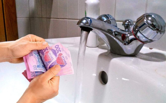 Українці отримують платіжки з новими тарифами на воду: де ціни зросли майже вдвічі