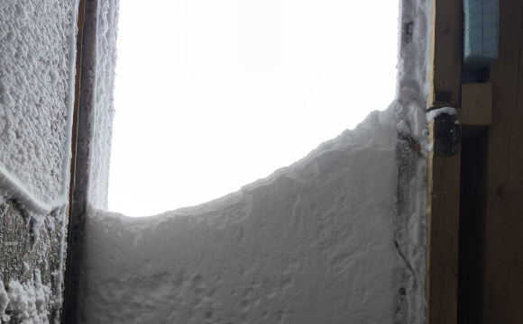 На заході України намело 80 сантиметрів снігу