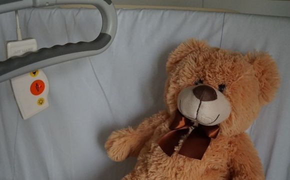 У лікарні трагічно померла 7-річна дитина