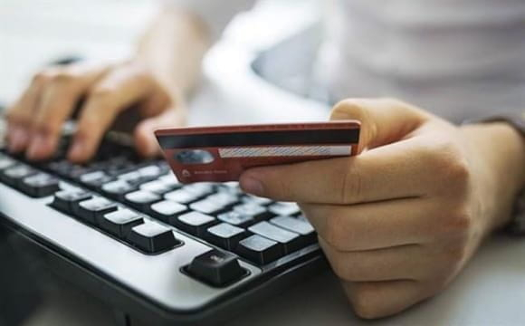 Українцям загрожують штрафи та блокування рахунків через одну деталь