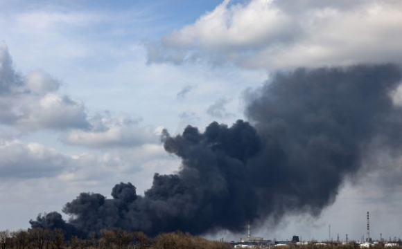 У Львівській області лунають вибухи: що відбувається