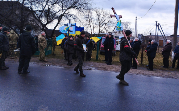 На Волині попрощалися із загиблим на війні Героєм