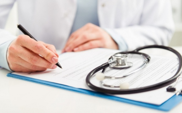 Під Луцьком на трасі затримали лікарку з наркотиками