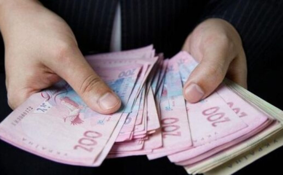 Скільки грошей потрібно для життя в Україні: відома точна сума