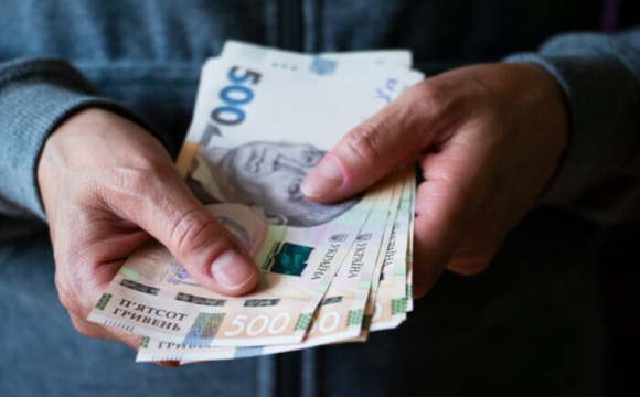 Хто з українців може отримувати до 3209 грн щомісяця