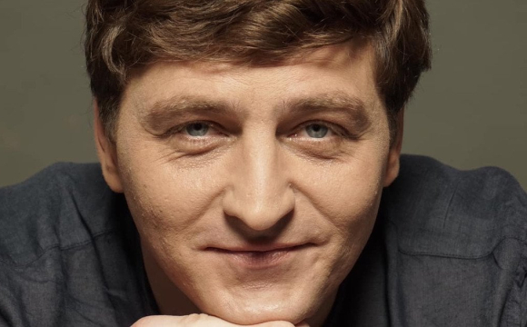 Відомий український актор натякнув на друге одруження