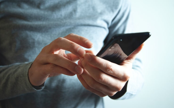 РФ вербує іноземців для війни в Україні через популярний застосунок