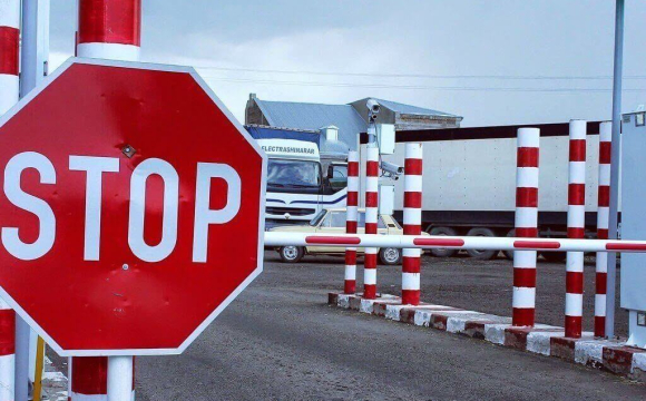 Українцям загрожує в'язниця через виїзд за кордон 