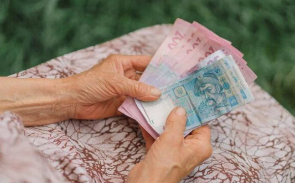 Пенсійна реформа без грошей: що не так з новими планами влади