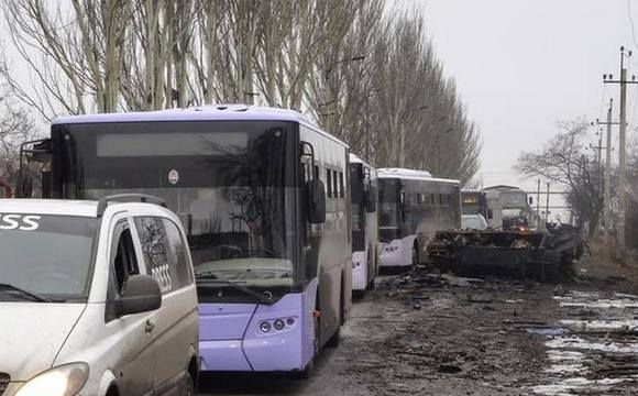 З Маріуполя окупанти депортували кілька тисяч людей в росію