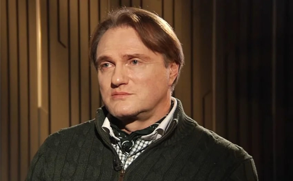 «Став як жалісливий котик»: відомий продюсер шокував наслідками невдалого ботоксу