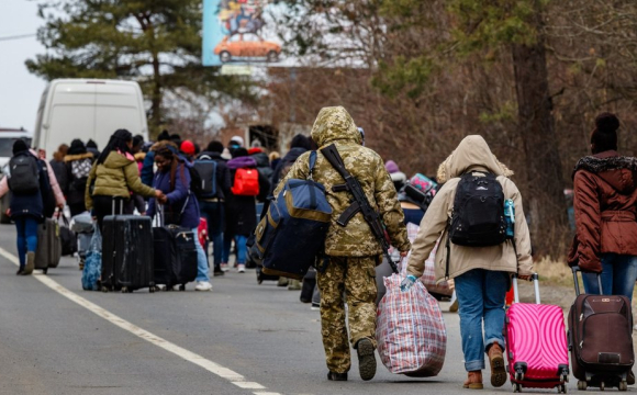 Україна втрачає платників податків: у чому небезпека