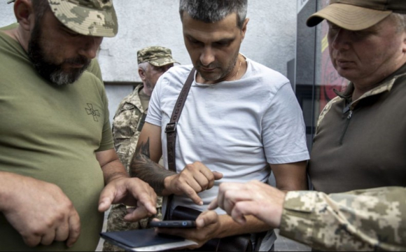 Українець виявив пухлину після мобілізації, хоча ВЛК визнала придатним