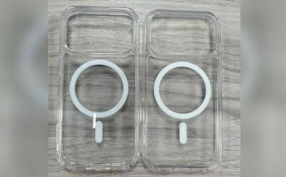 Нові Apple iPhone 17 Pro та iPhone 17 Pro Max у кольорі Sky Blue