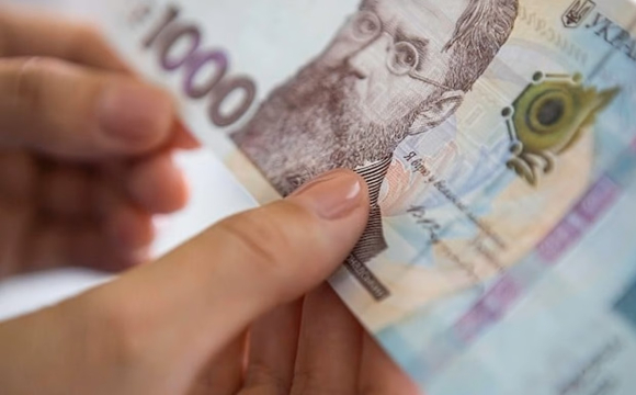 Де можна витратити «зимову тисячу»: повний перелік магазинів