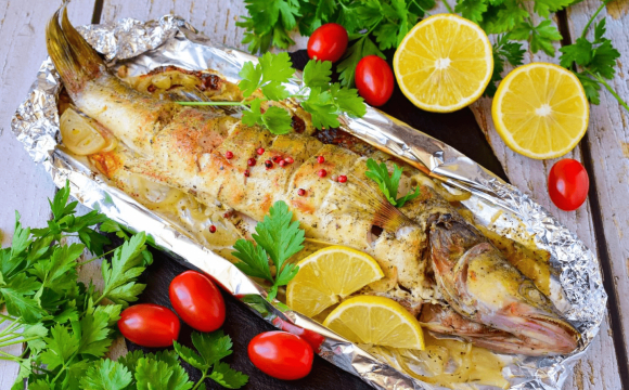 Судак запечений в духовці: 5 секретів ідеальної риби від шеф-кухаря