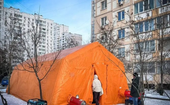 Через аварії на тепломережах у Києві без опалення понад 800 будинків