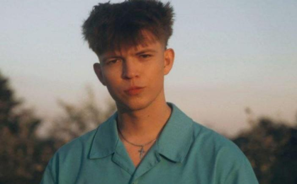 Російський артист нахабно вкрав пісню відмого українського співака