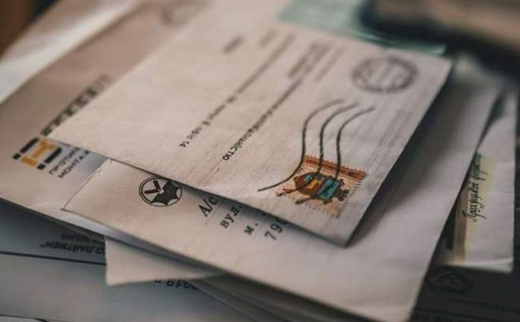 Українці масово отримують листи від податкової: що відбувається