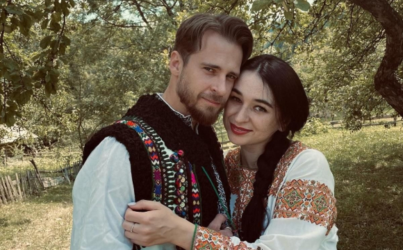 Чоловік відомої української співачки отримав бронь від мобілізації