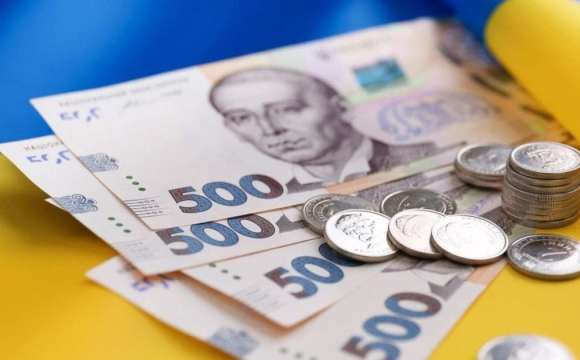 Скільки років додаткового стажу потрібно, щоб пенсія зросла на 500 гривень