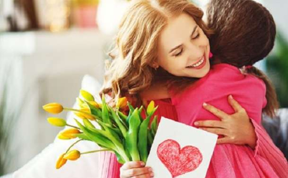 Коли в Україні святкують День матері: точна дата