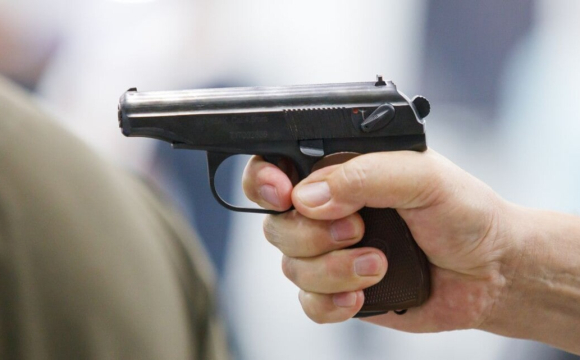 У Львові на подвір'ї школи сталася стрілянина: є поранений