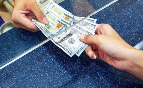 Які долари не підлягають обміну в Україні у 2025 році