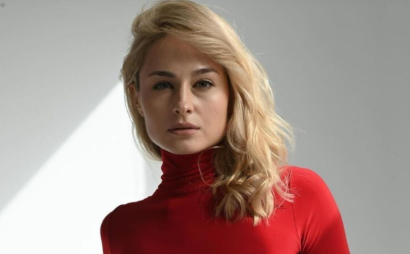 Відома українська акторка втратила слух