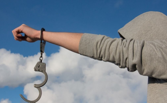 У Польщі затримали підлітка з України: що сталося