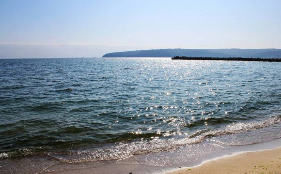 Чорне море в Укаїні раптово стало незвичного кольору