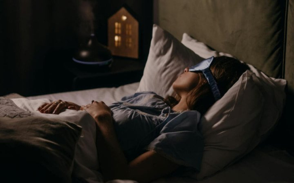 Як заснути за 3 хвилини: назвали простий і швидкий спосіб