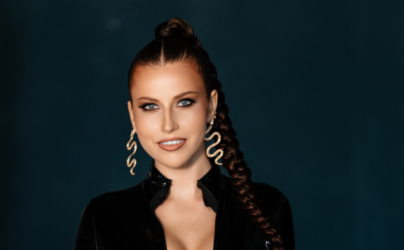 Відома співачка жорстко розкритикувала артистів, які зрадили Україну