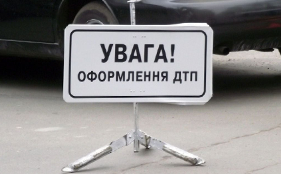 У Луцьку авто збило 14-річну дитину на електросамокаті